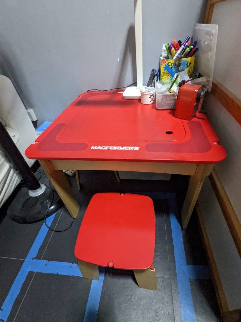 Magformers table cheap