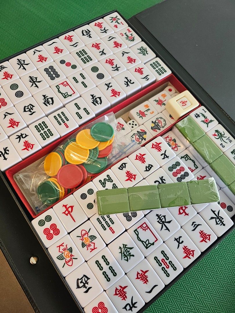 Mahjong & Mahjong table set, Hobbies & Toys, Toys & Games on Carousell
