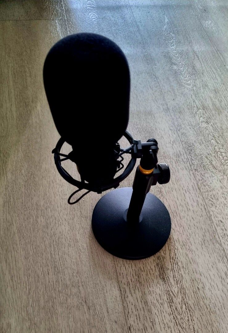 Maono Condenser Mic (USB), Audio, Microphones on Carousell