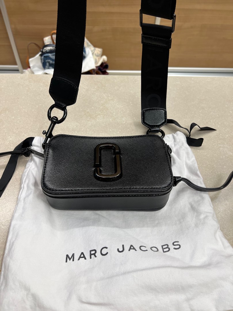 MARC JACOBS CAMERA BAG, Luxury, Bags & Wallets on Carousell