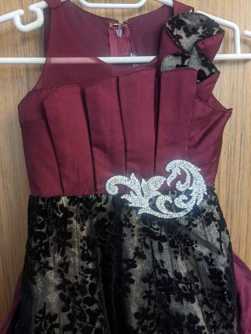 Maroon and Black Gown for girl 5 6 years