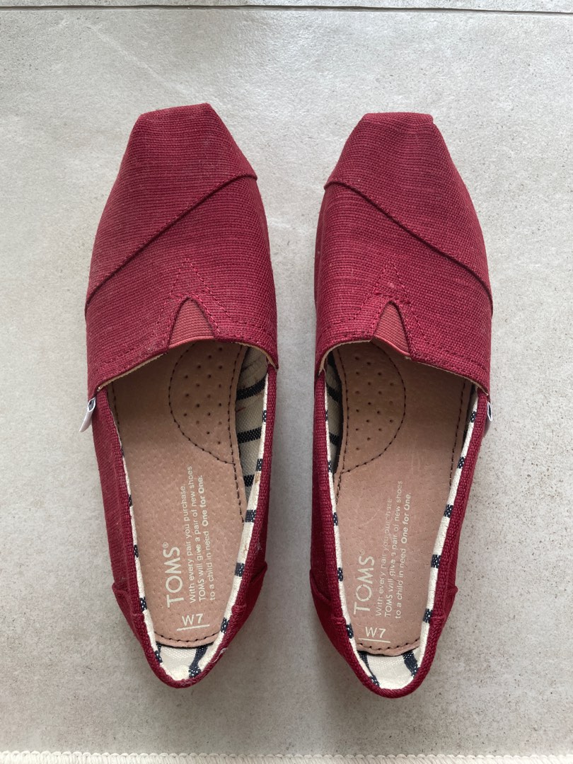 Maroon hotsell toms mens