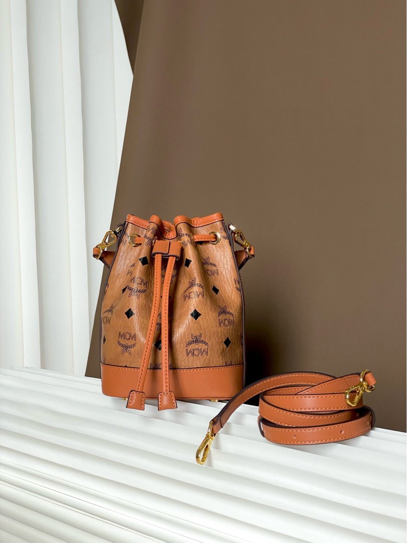 Mcm bucket bag outlet