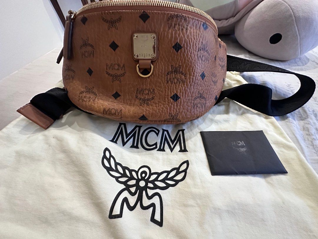 Mcm waste bag (Category: Luxury Bags & Wallets) located in Batangas. Submitted by isingscloset_168 (Listing ID 1258981546, Image 1). Description: Used once.