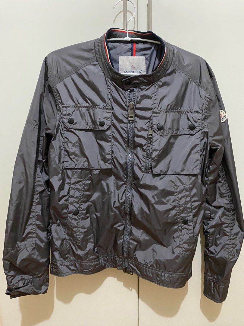 Moncler levens jacket shop