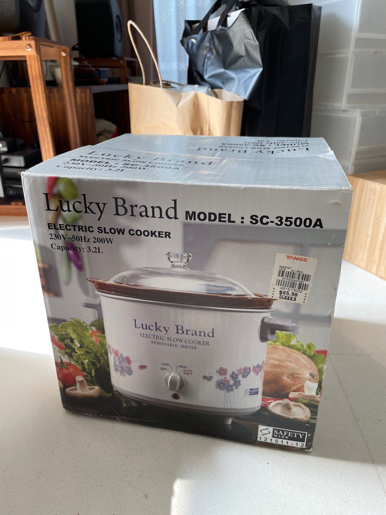 [Moving Clearance] Electric Slow Cooker 3.2L, TV & Home Appliances