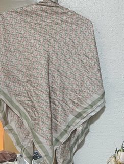 (Category: ) located in . Submitted by closetdetour (Listing ID 1259063436, Image 1). Description: .