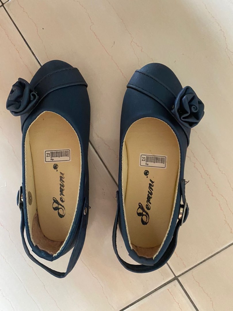 Navy blue baby girl shoes