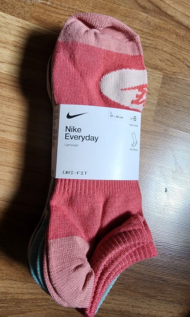 Pink sale nba socks