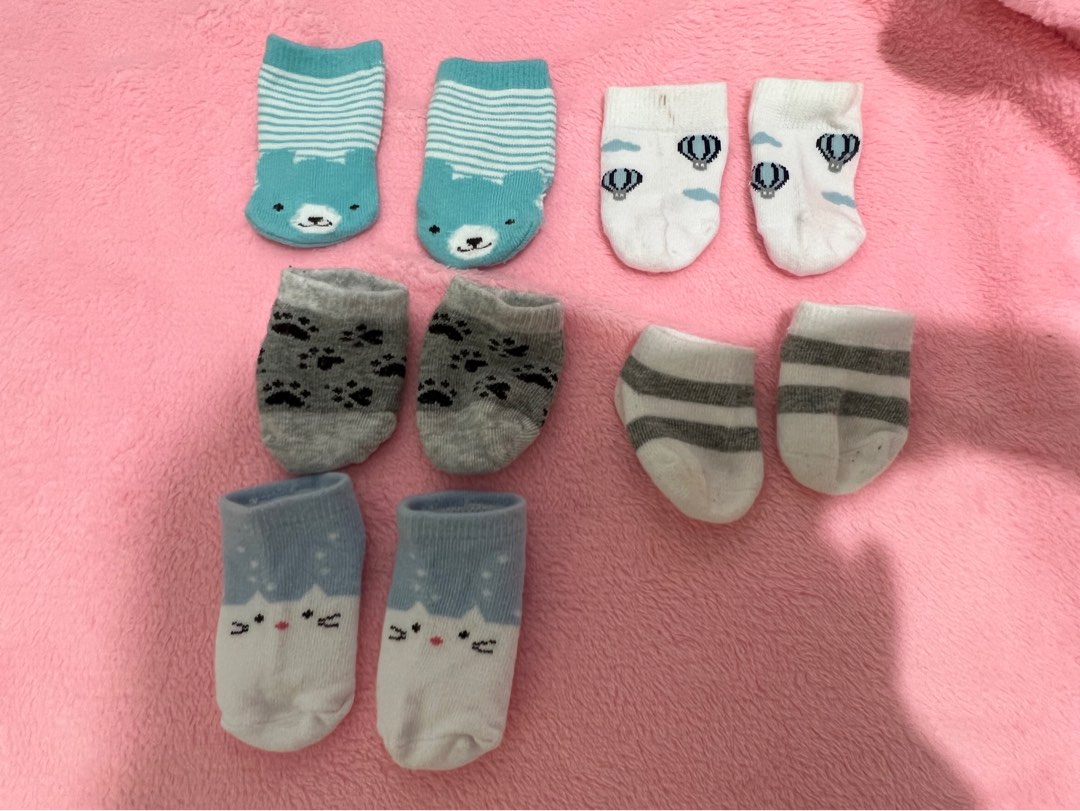 Newborn SOCKS, Babies & Kids, Babies & Kids Fashion on Carousell