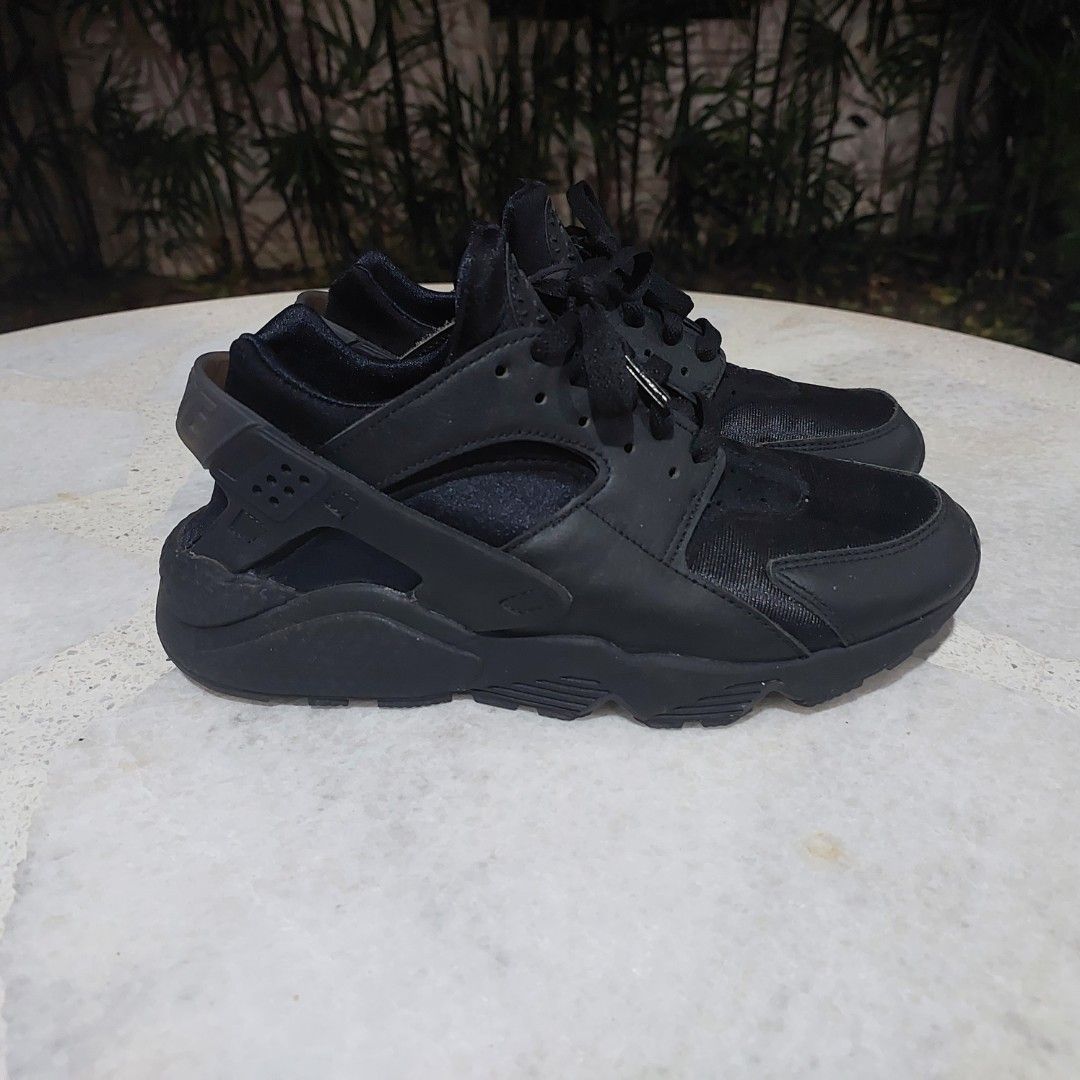 Mens huaraches triple black discount