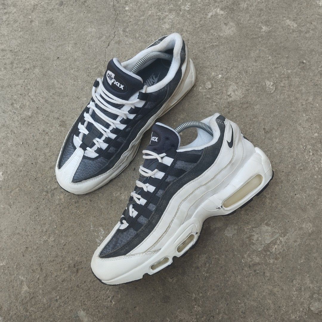 Nike Air Max 95 Essential