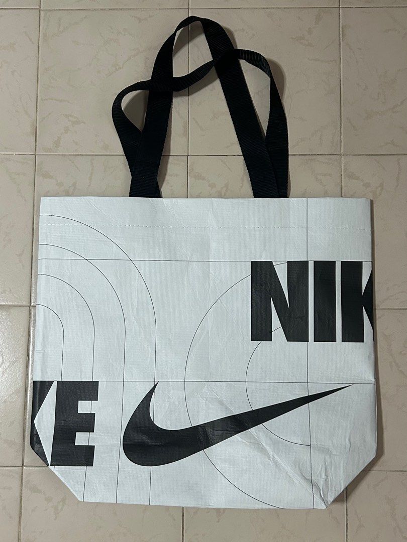 Nike 7922 new arrivals
