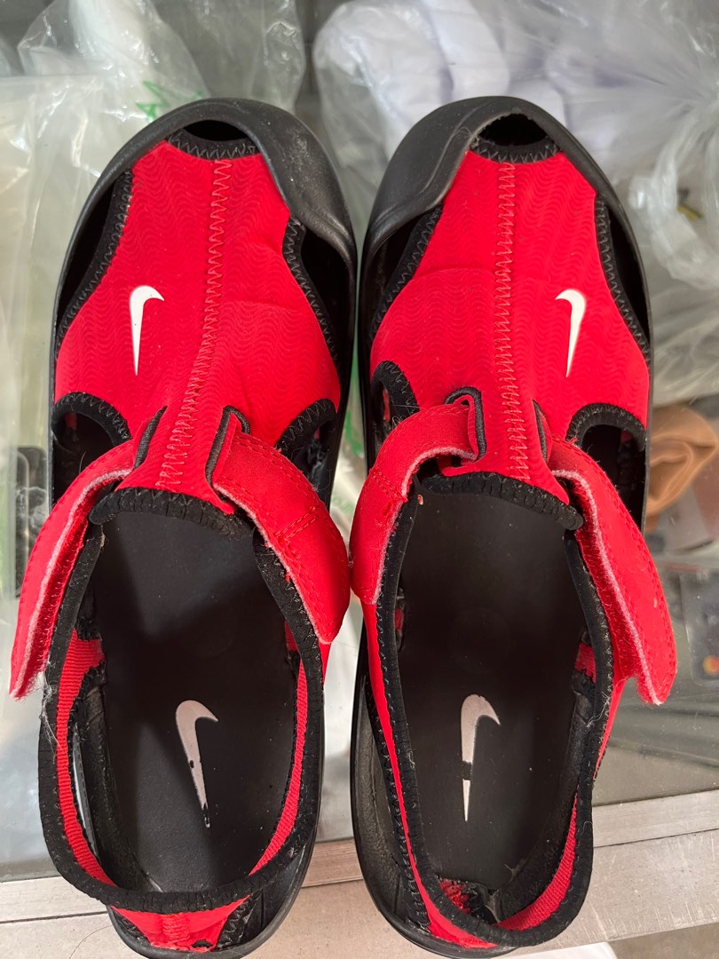 youth nike sandals