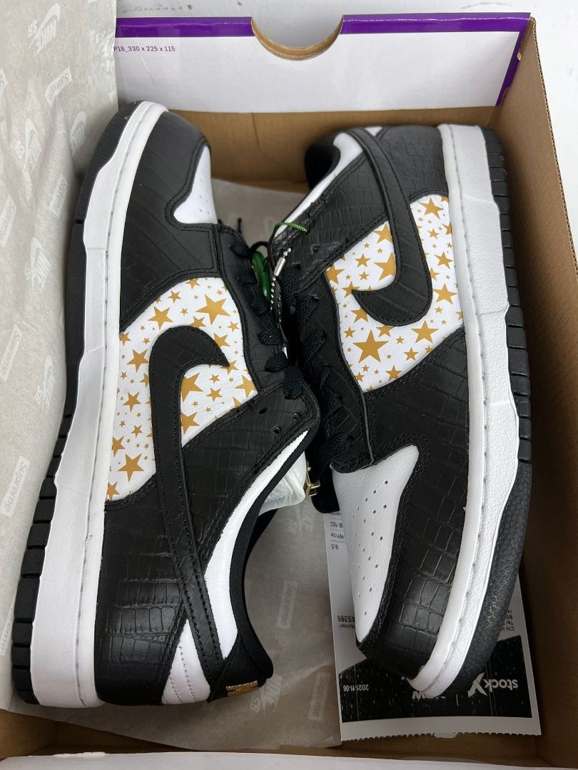 Supreme Nike SB Dunk Low OG QS Gold Stars White/Black 29cm DH3228-102-