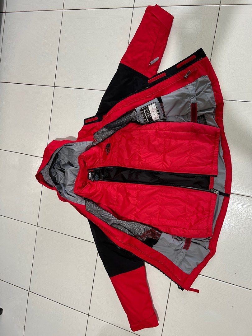 The north face boundary triclimate store