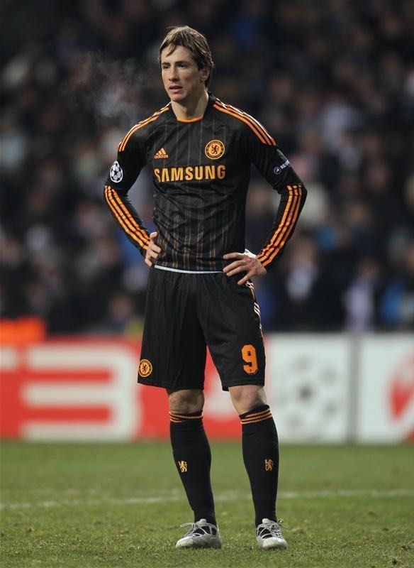 Chelsea 2010 sale away kit
