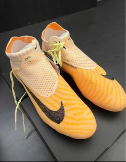 Nike Phantom Worldcup 🔥, Men's Fashion, Footwear, Boots on Carousell