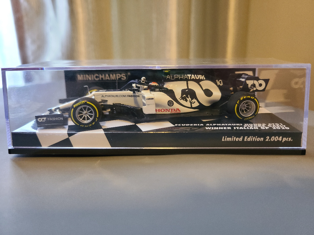 Pierre Gasly Alpha Tauri F1 Monza GP Winner Minichamps 143 F1 Model