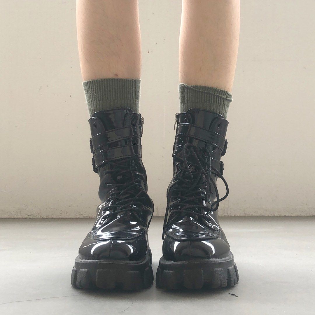 Chunky platform discount combat boots