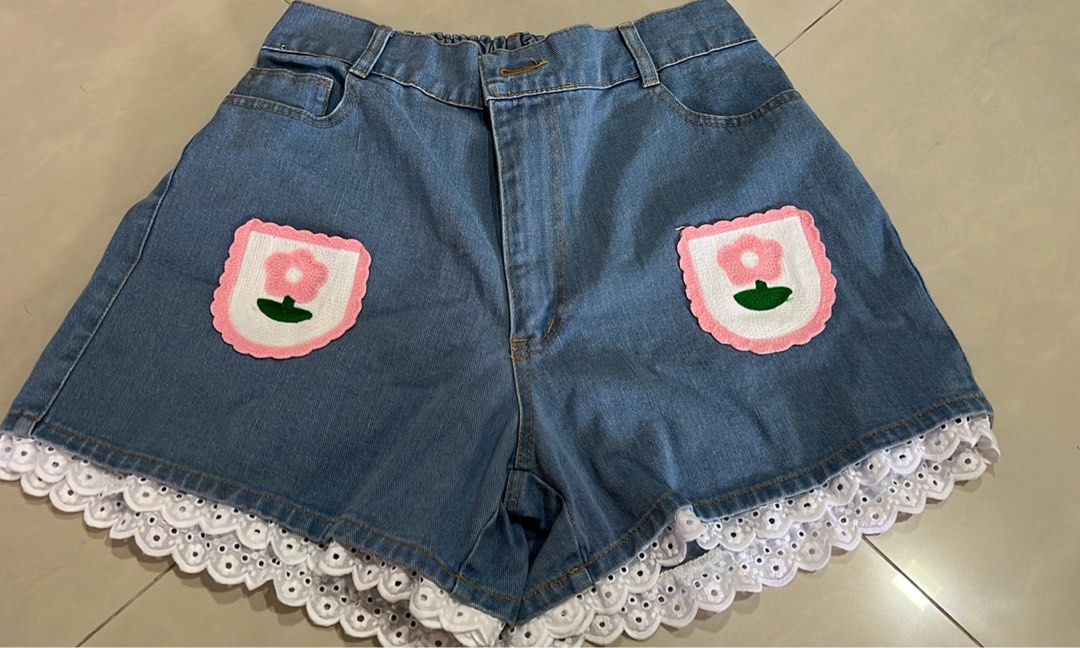 Elastic band hot sale jean shorts