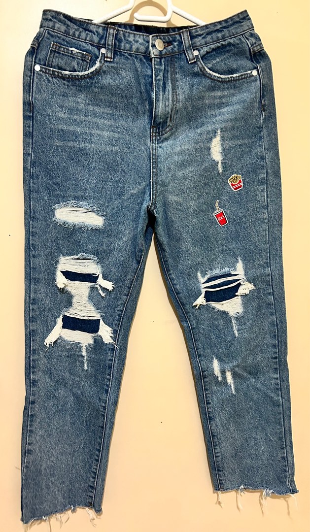 Ragged Pants, Women's Fashion, Bottoms, Jeans on Carousell