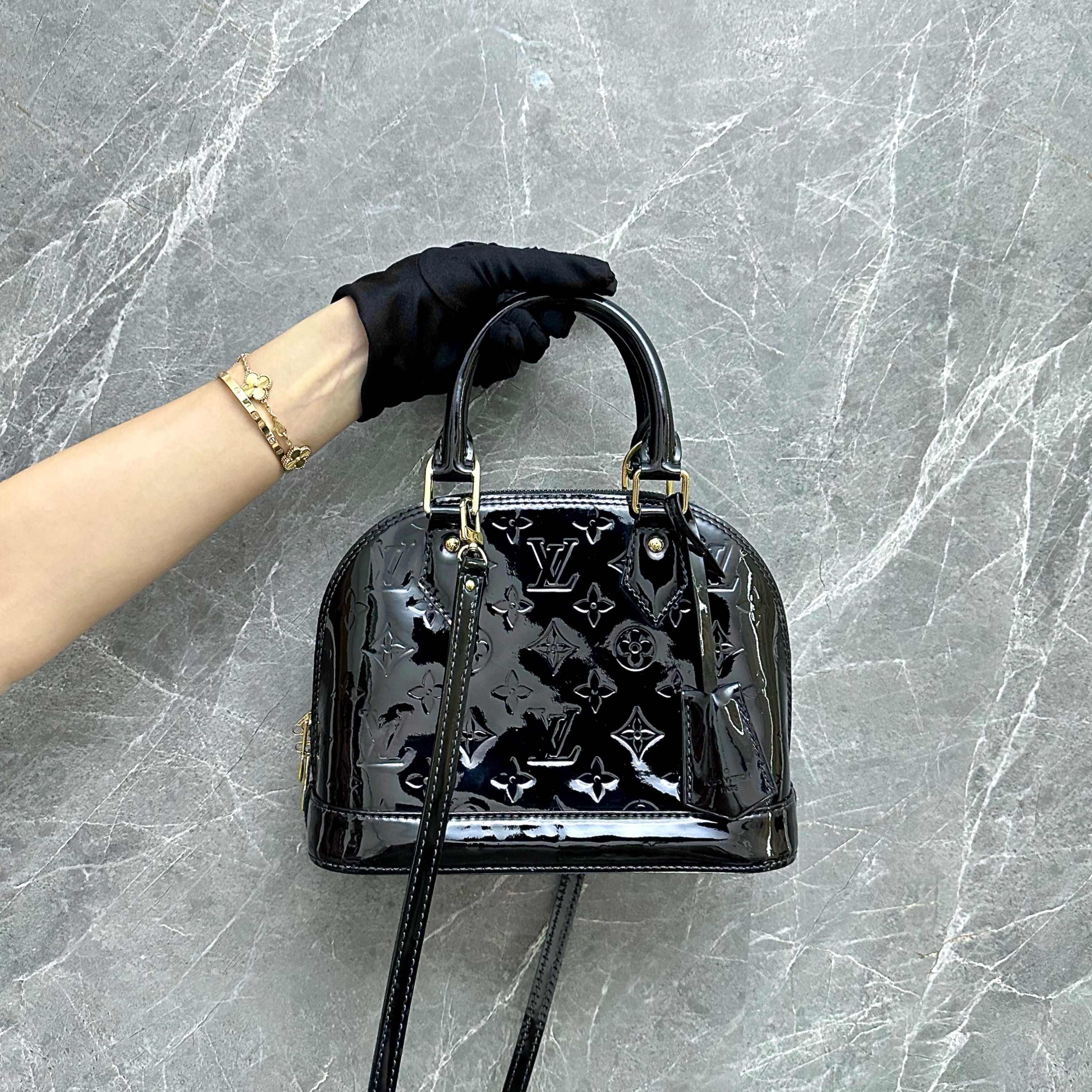 Louis vuitton black patent leather bag store