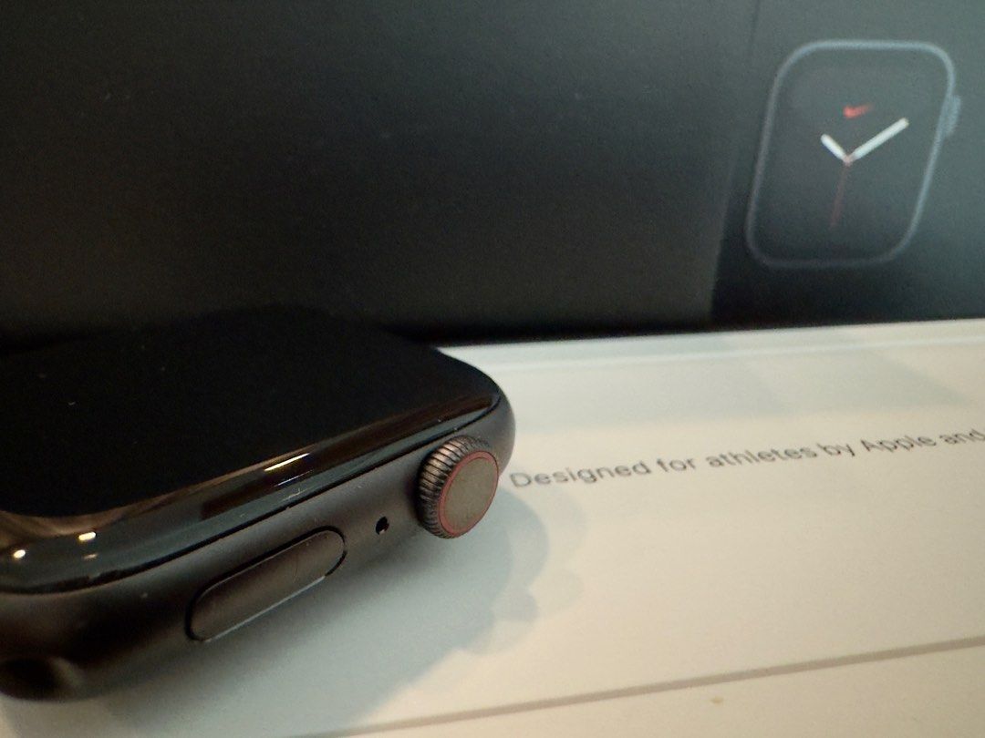 Apple watch series online 6 nike obsidian mist