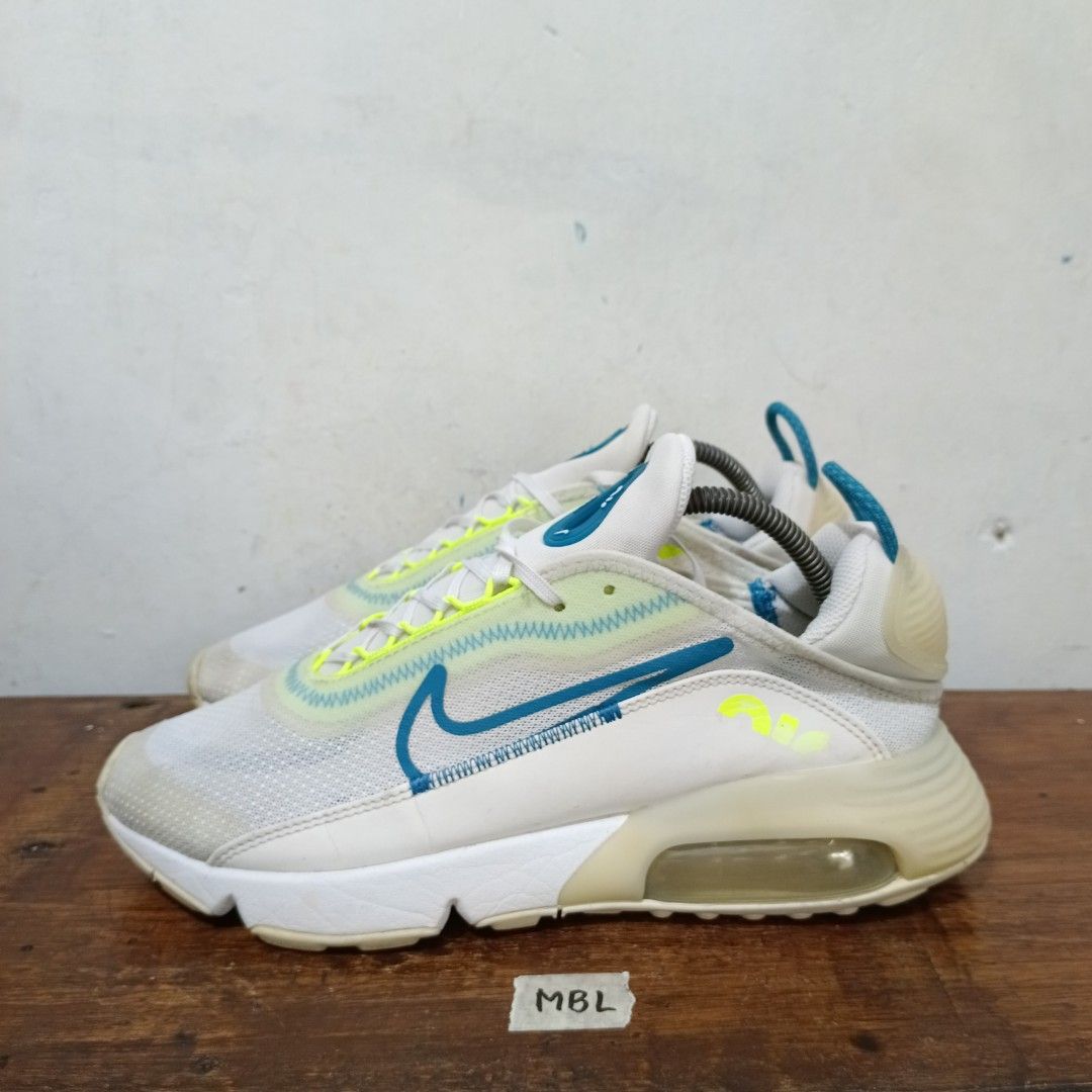 Sepatu second original Nike Airmax 2090 size 42,5
