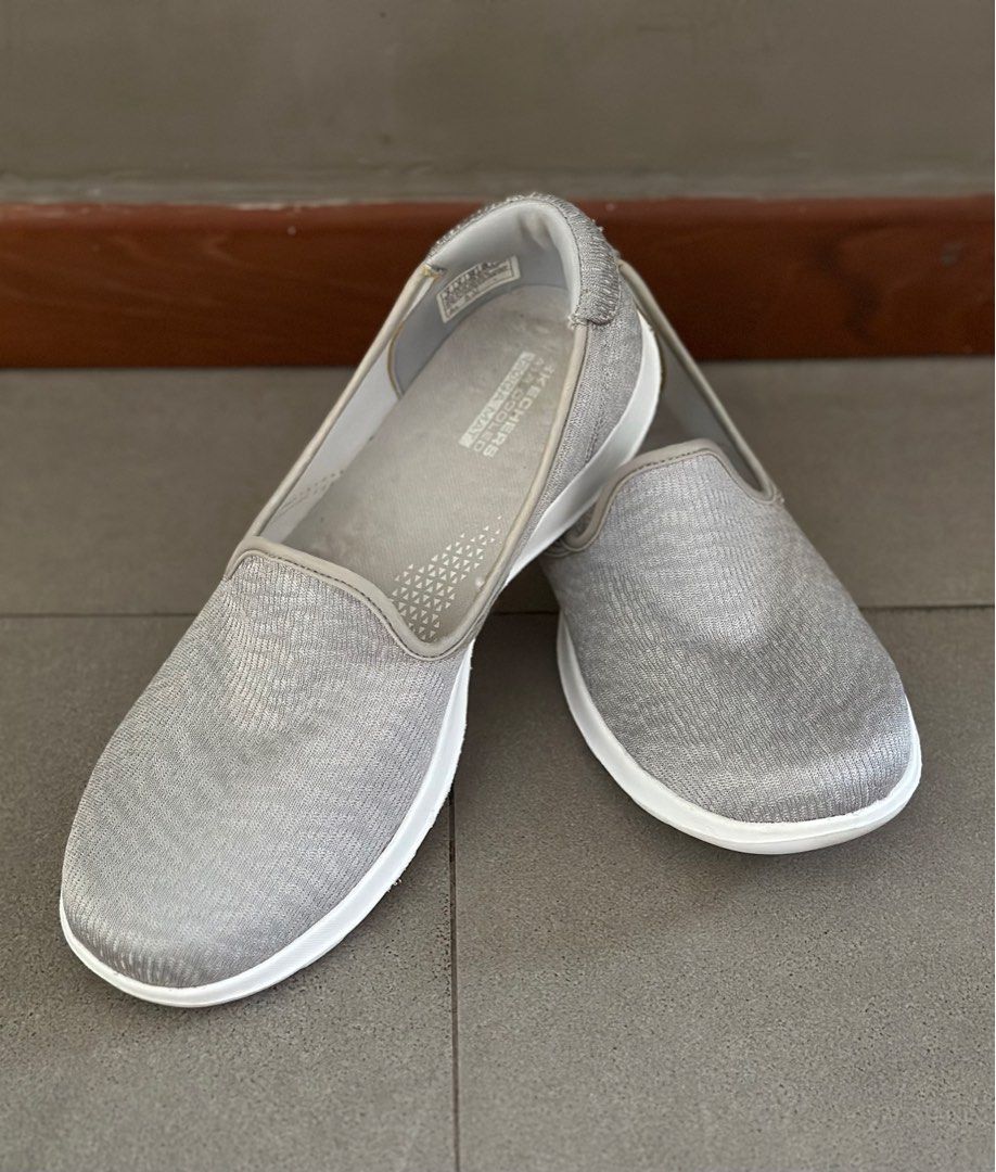 Skechers goga on sale mat silver