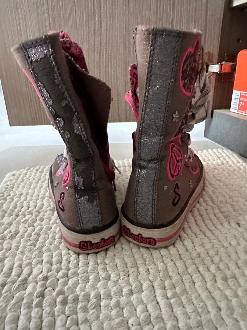 Girls skechers clearance boots