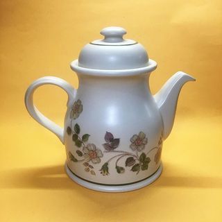 Porcelain Vase Petite Boite Chapeau Monogram - Art of Living - Highlights
