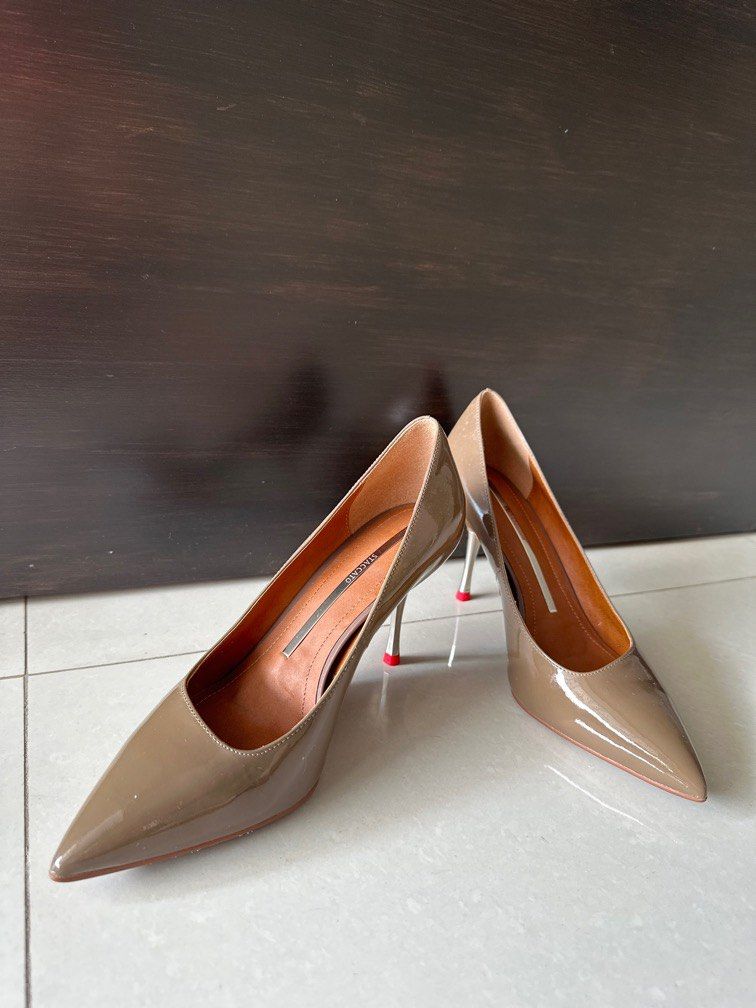 Pumps grey hotsell
