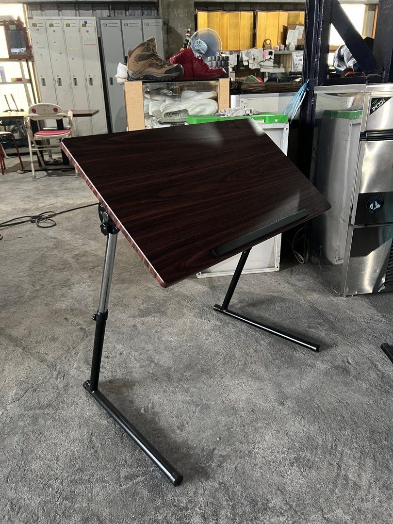 Study Table (small) (Category: Office Furniture & Fixtures) located in Manila. Submitted by tjsells.101 (Listing ID 1258973657, Image 1). Description: Can be adjusted so it slants as needed, best for doing art :) .