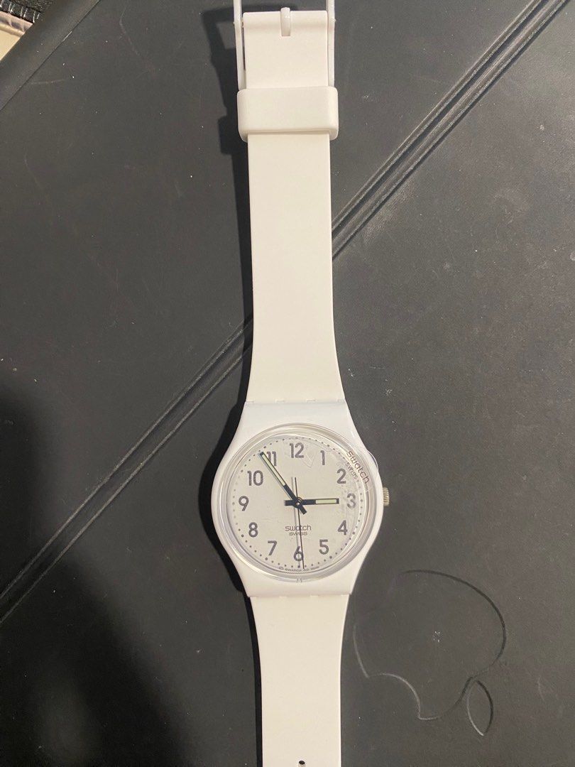 Swatch watch (Category: Watches) located in Petaling Jaya. Submitted by silvertiger_12548d (Listing ID 1258960310, Image 2). Description: Brand new in box Size 34 Trason for sell - wrong size.