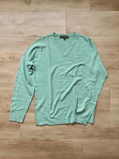 (Category: ) located in . Submitted by secondhandstudio22 (Listing ID 1258952558, Image 1). Description: .