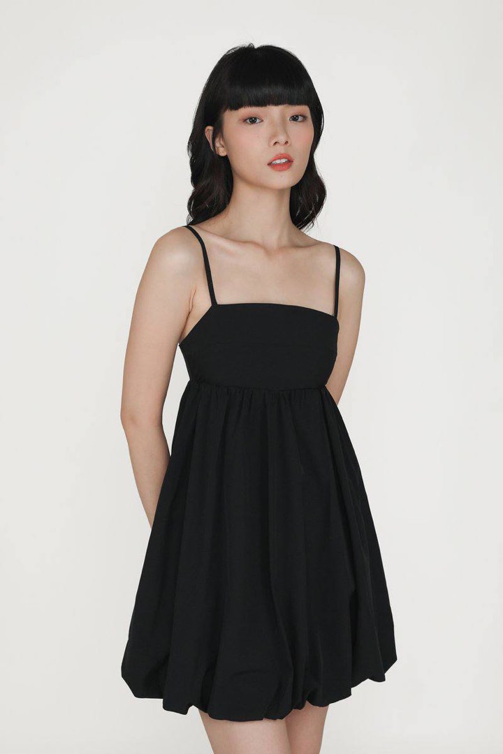the tinsel rack carina cloud padded dress in black, Women's Fashion, Dresses & Sets, Dresses on