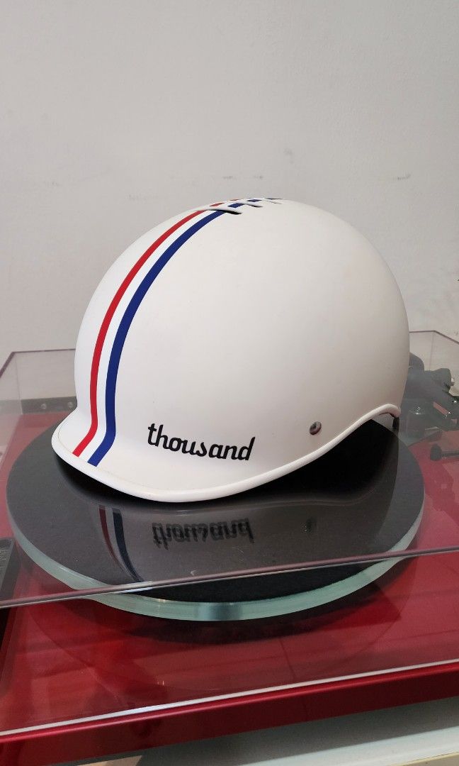 Thousand Helmet Speedway Creme (S), Sports Equipment, Bicycles