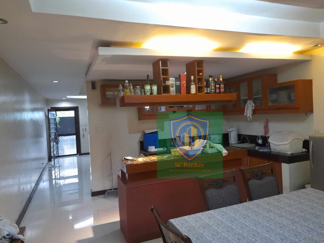 Townhouse in Kamias Quezon City, Property, For Sale, House & Lot on
