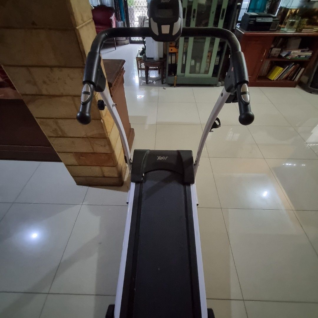 Treadmill hotsell x2fit manual