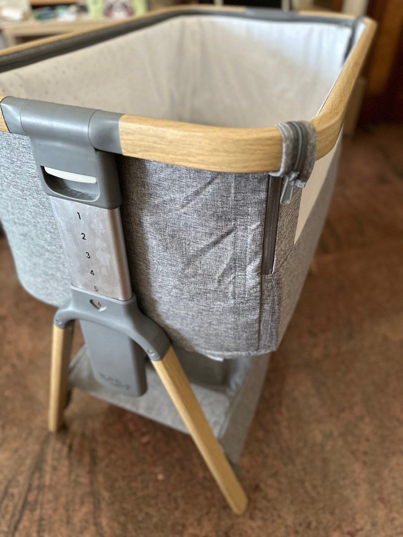 Tutti Bambini Cozee Bedside Crib OakCharcoal with Castors and