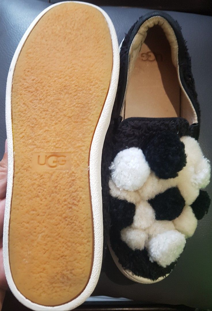 Ugg ricci pom pom deals