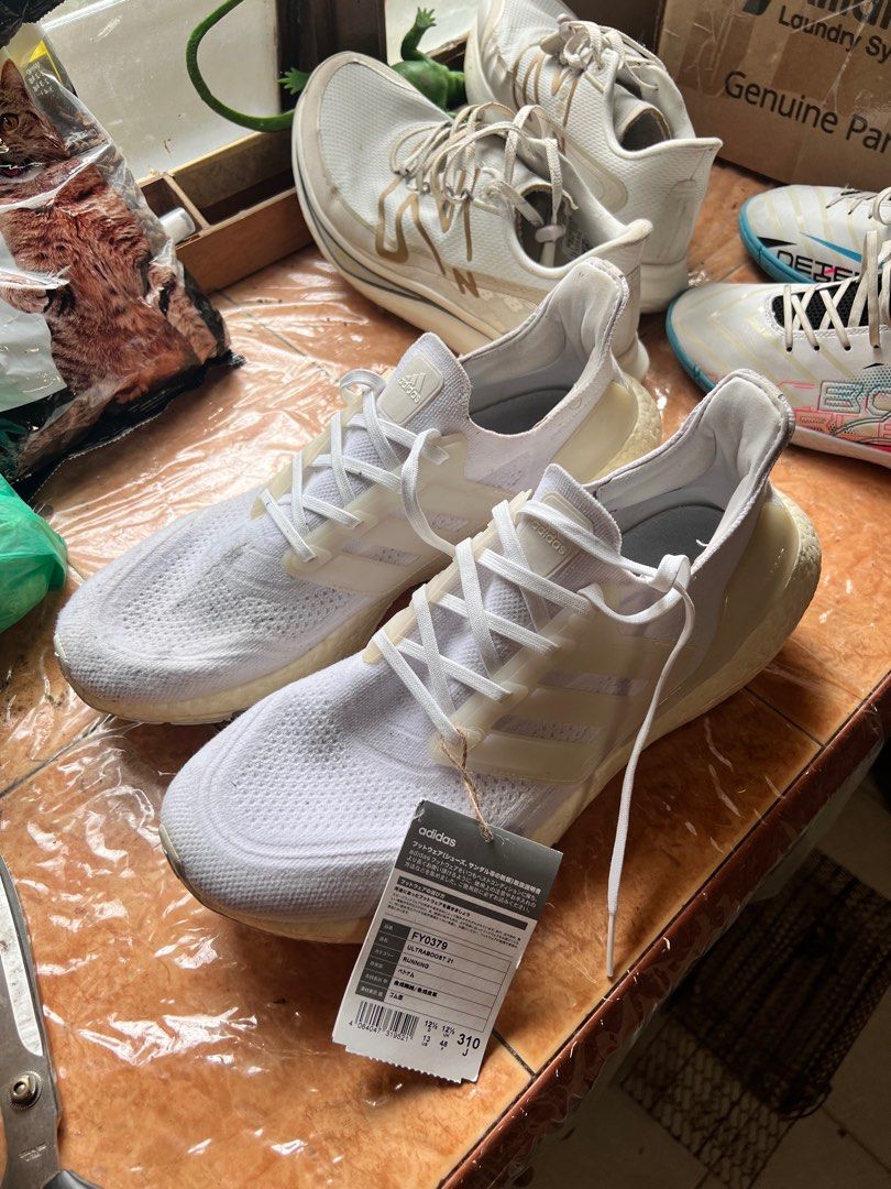 Ultraboost 2022 Men s Fashion Footwear Sneakers on Carousell
