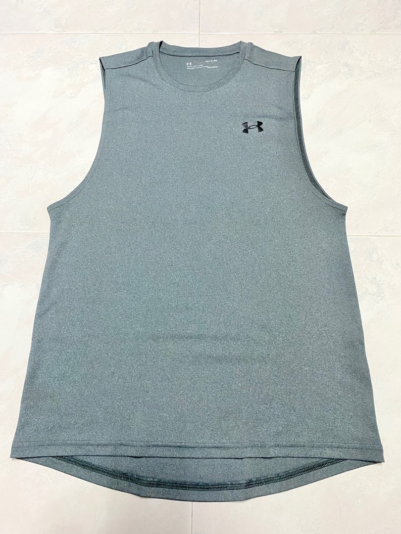 Under armour loose heatgear tank top