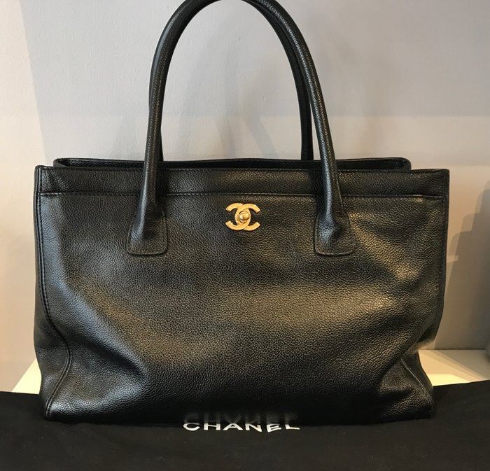 URGENT SALE!!! Authentic Chanel Tote Bag, Luxury, Bags & Wallets on  Carousell