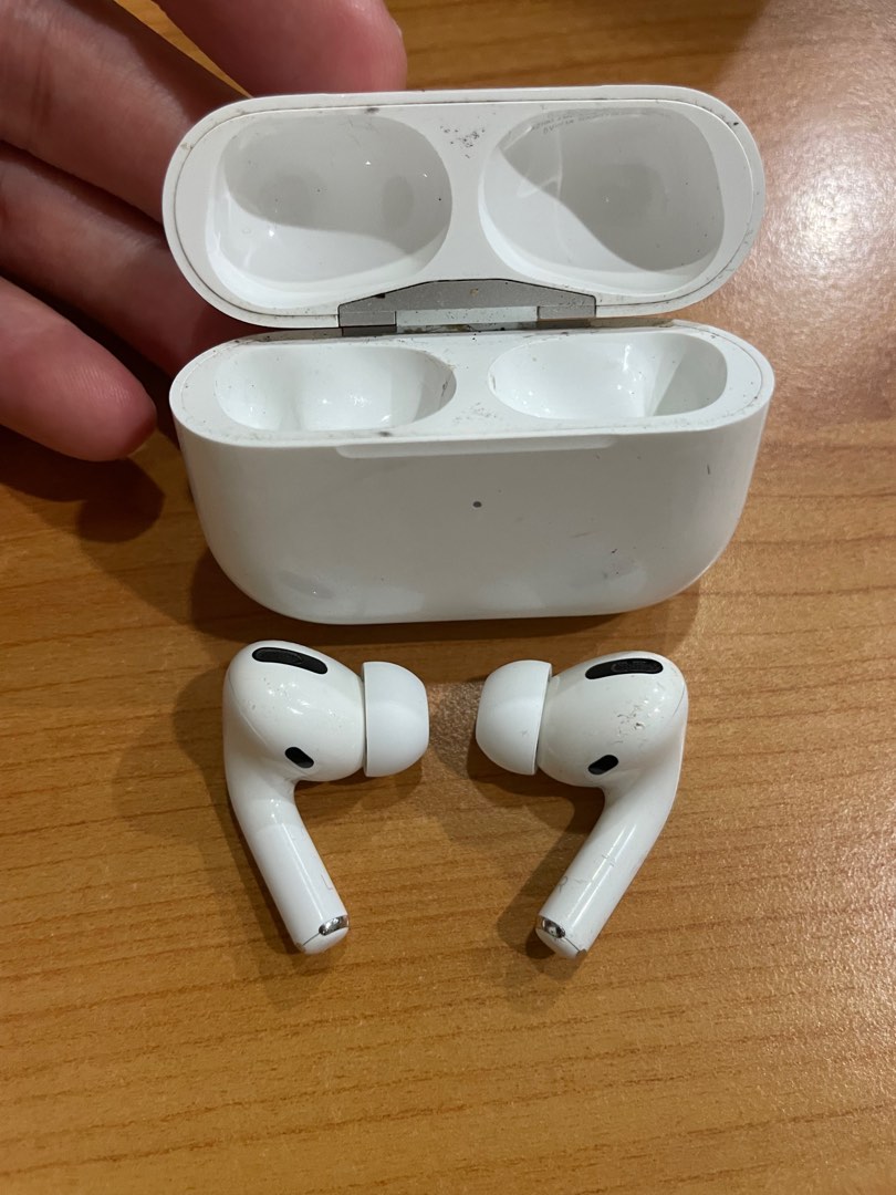 USED airpod pro gen 1, Audio, Earphones on Carousell