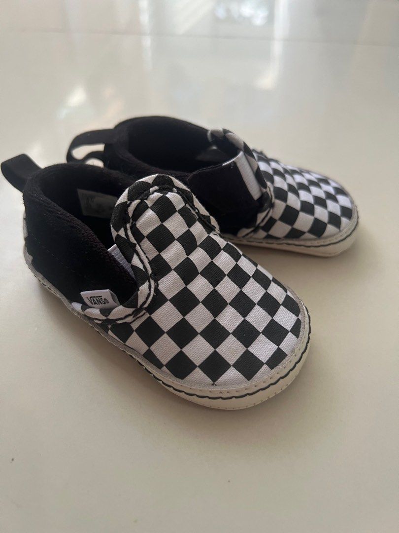 Checkered slip on sale vans size 4