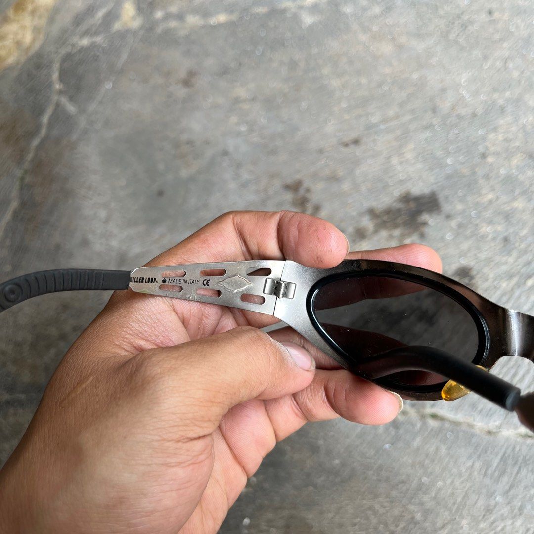 Venom Cyberpunk Glasses, Fesyen Pria, Aksesoris, Kacamata di Carousell