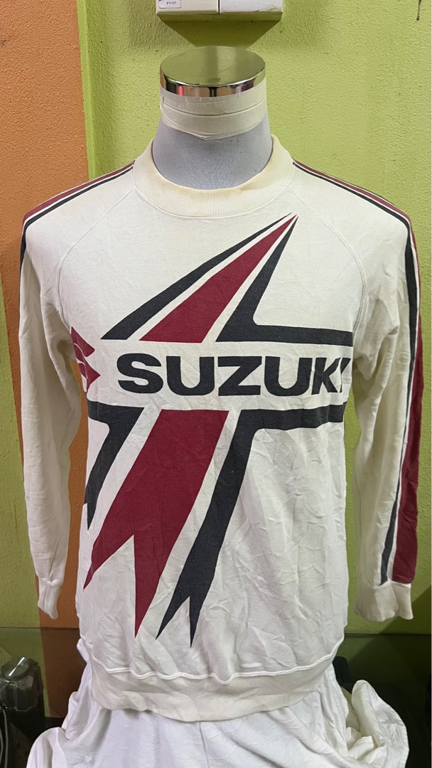 VINTAGE 80s SUZUKI SWEATSHIRT Men s Fashion Tops Sets Tshirts