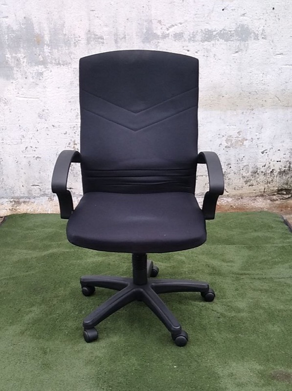 Y11AA Kerusi Pejabat Beroda High Back Height Adjustable Office Chair